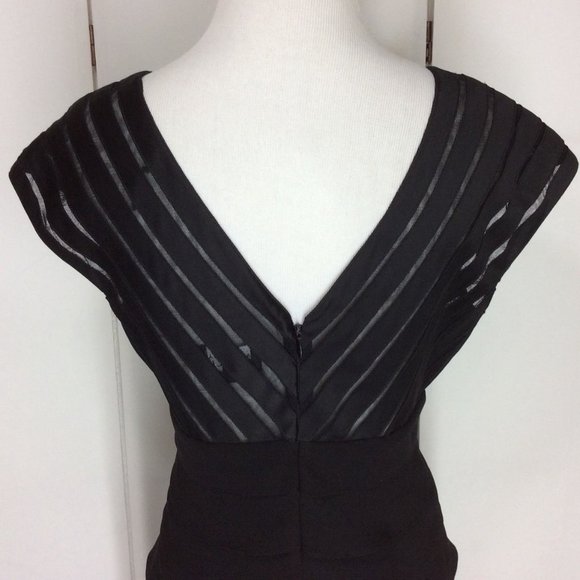 ADRIANNA PAPELL TIERED SHEATH COKTAIL DRESS - Picture 3 of 10